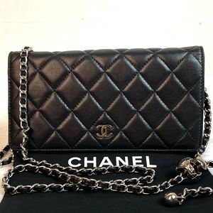 COPY - CHANEL CC QUILTED LAMBSKIN BIFOLD WALLET ON A CHAIN